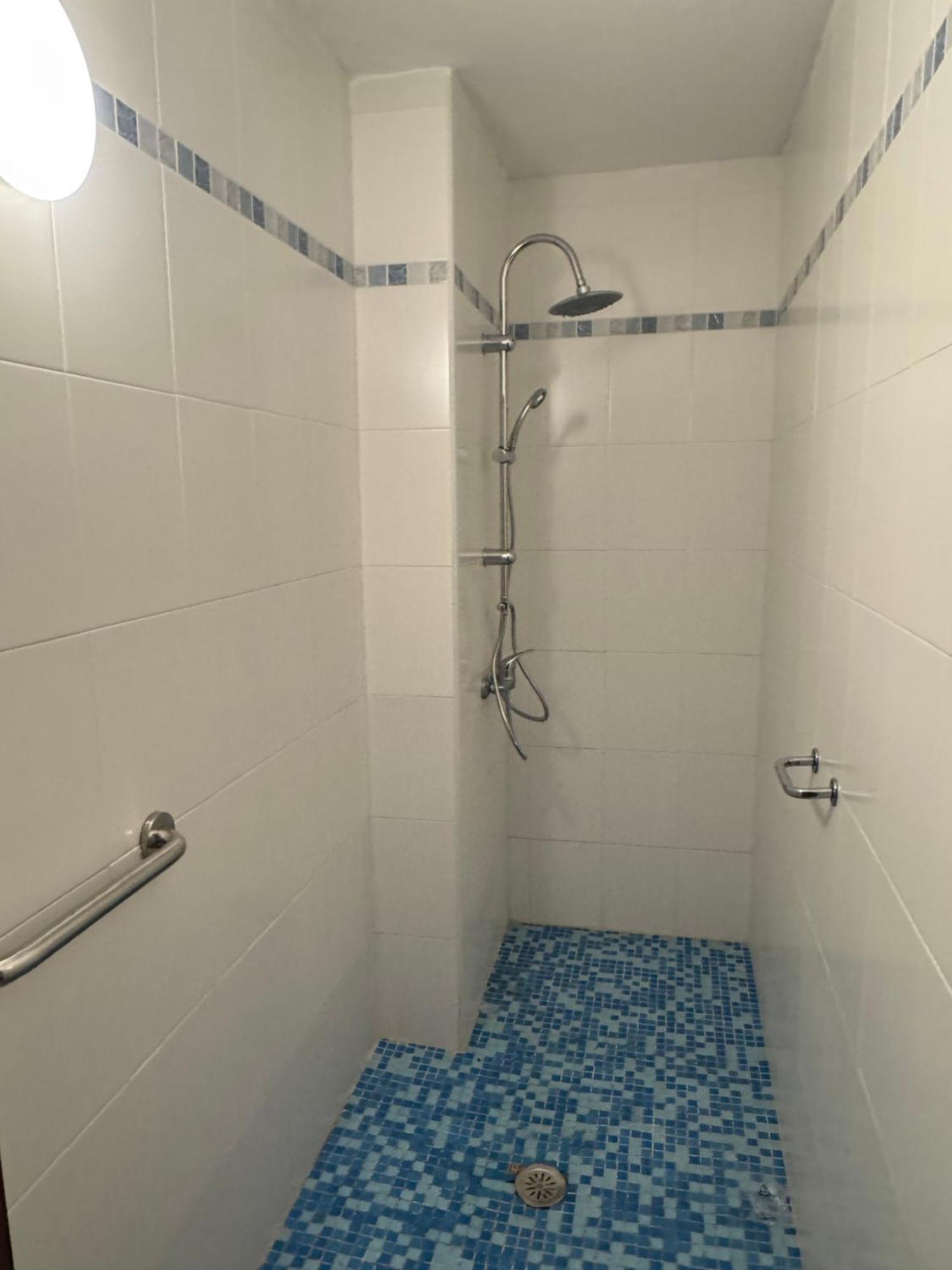 Apartamento En Jerez Bano Compartido Pensión *