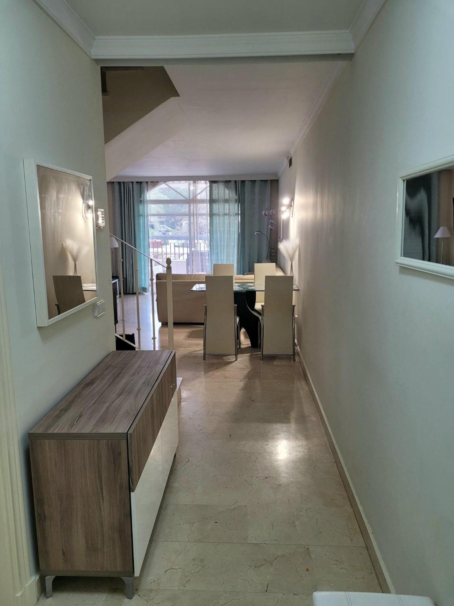 Aloha Gardens Townhouse Apartamento *