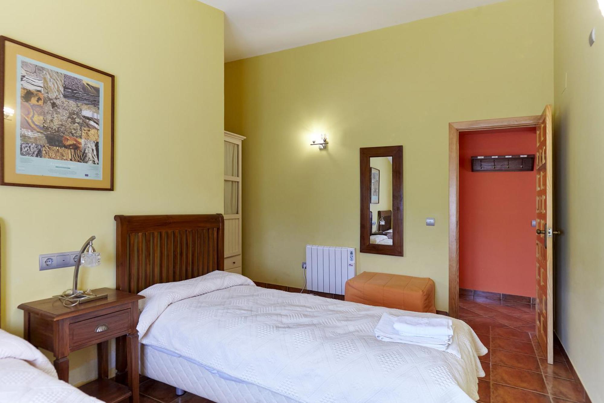 La Aldeilla Holiday home *
