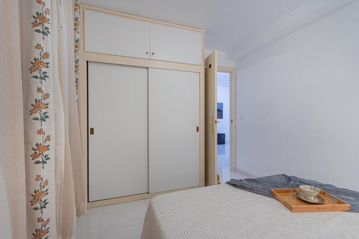 En Paseo Del Altillo Apartamento *