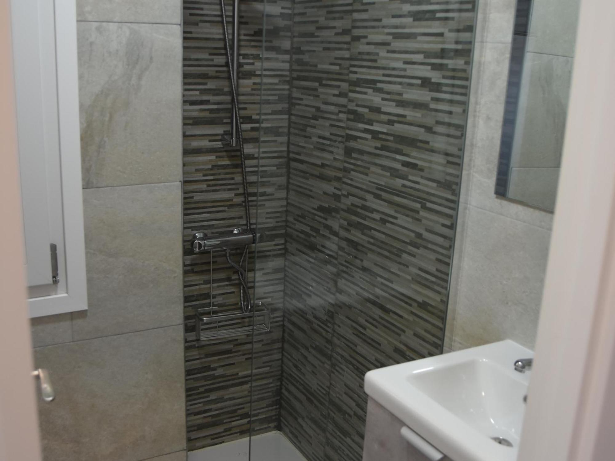 Apartamento Nuevo En Santander! *