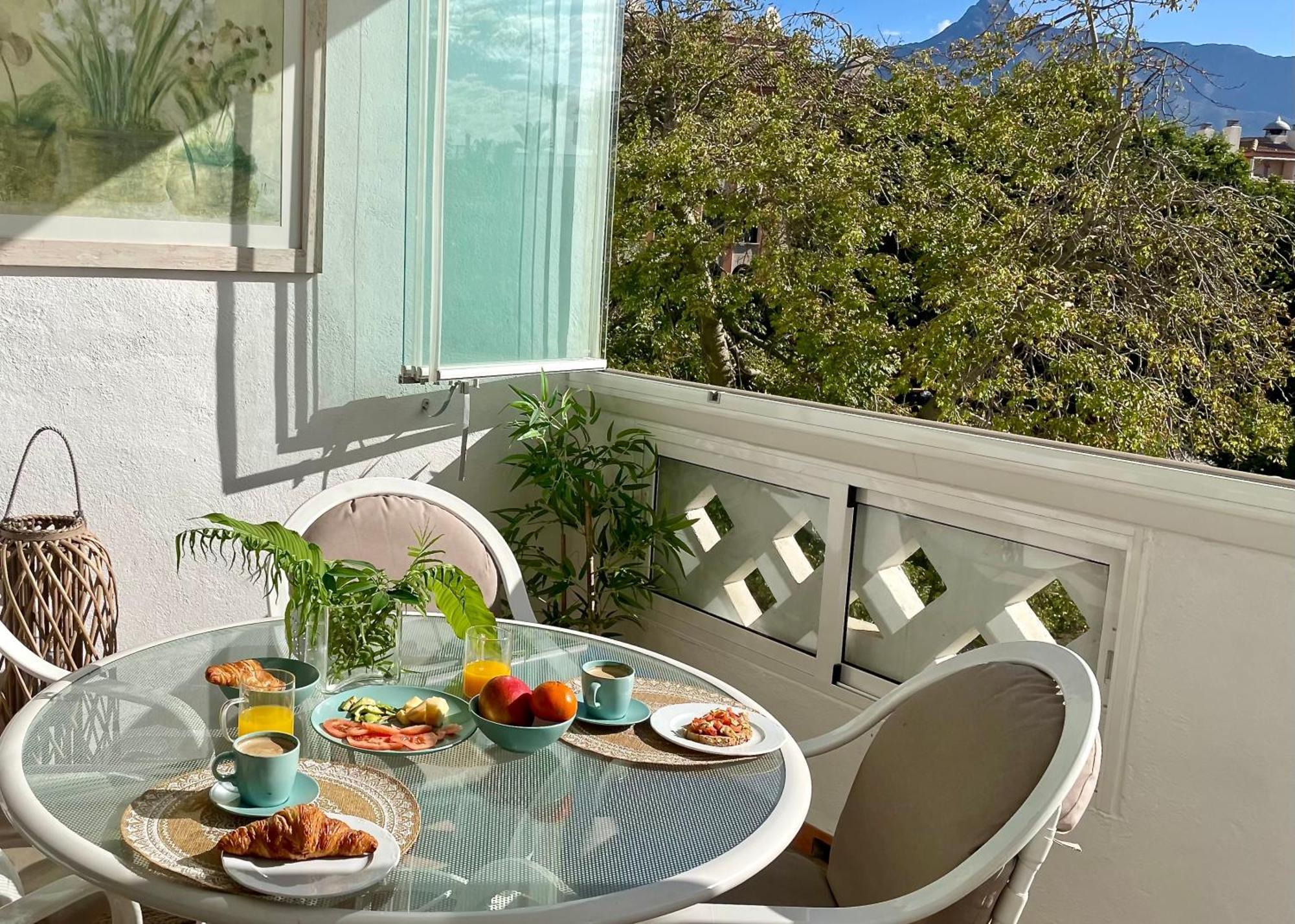 Playa Rocio Calm Beachfront Apartment- 2bdr