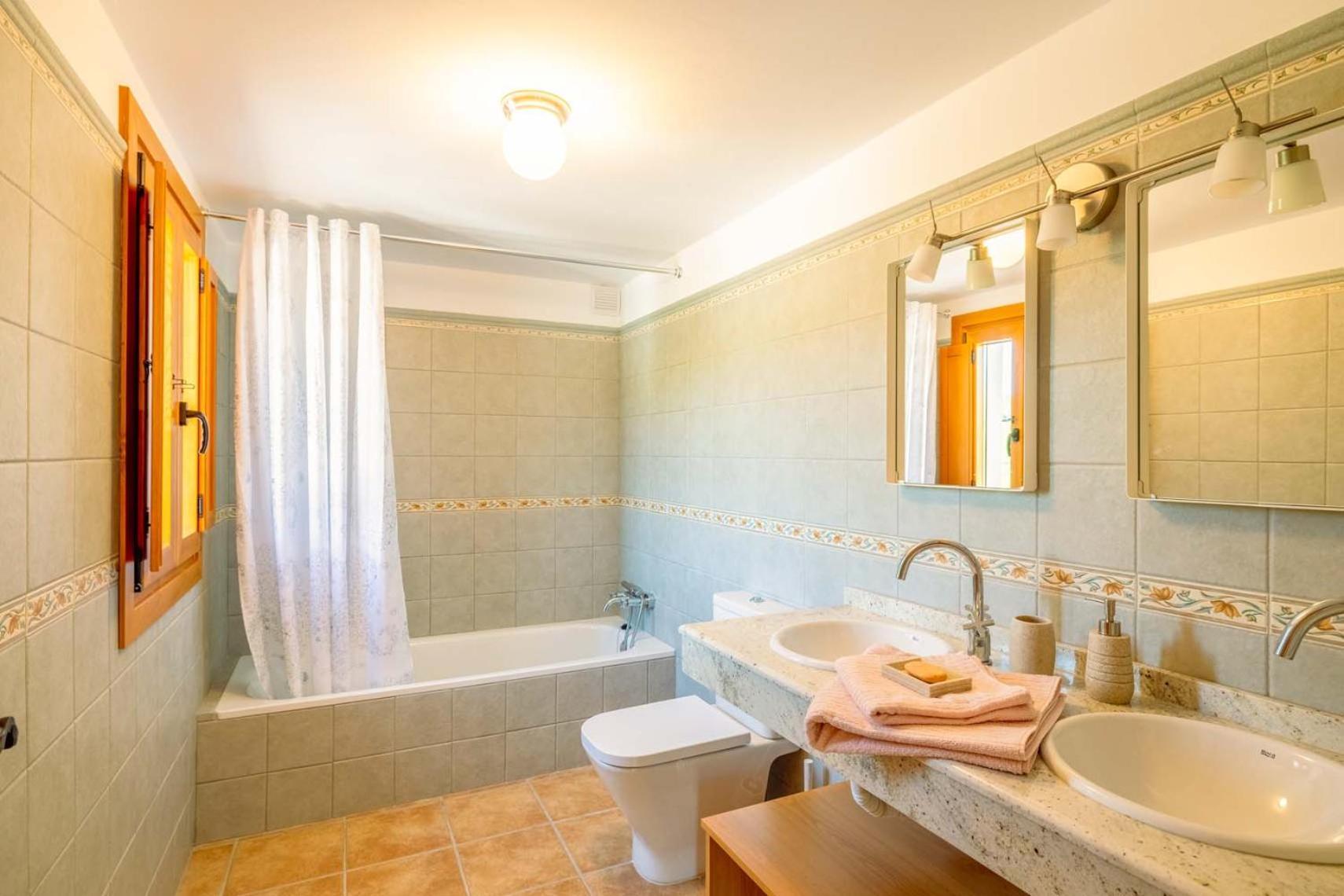 Сasa de vacaciones Casa de las Cañas / Castellanos Pizarra