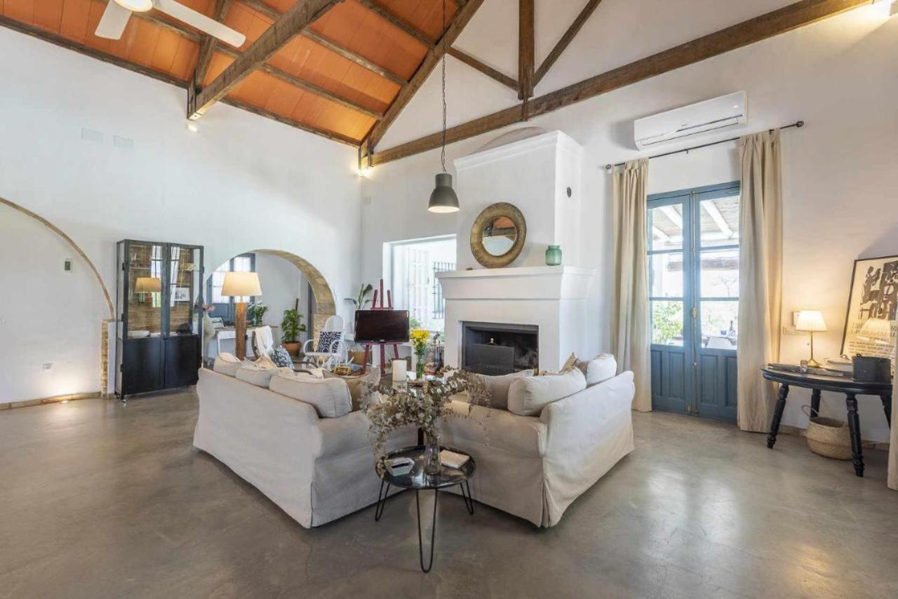 Villa Hacienda San Antonio Marchena (Seville)