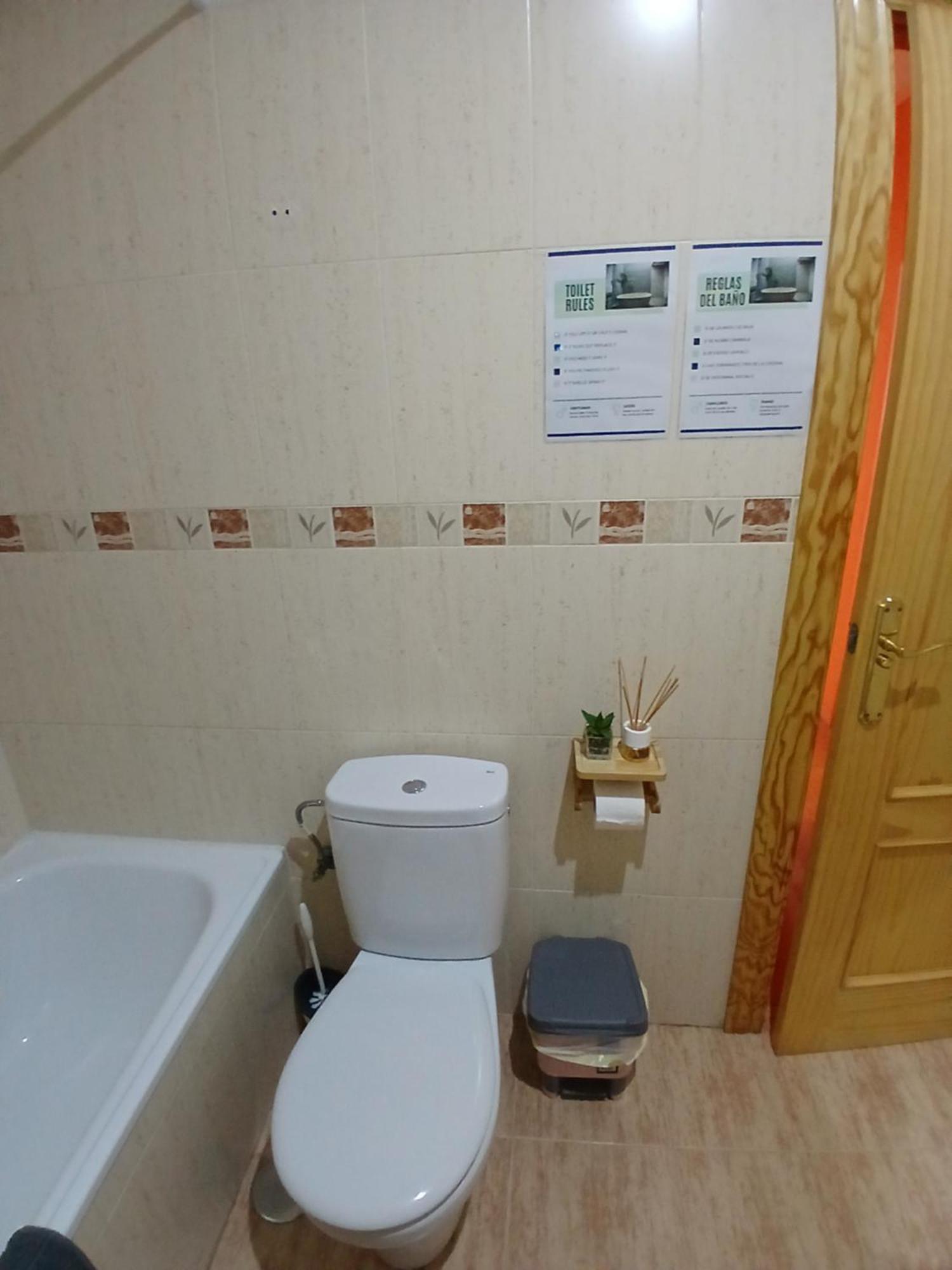 Bonito Piso De 2 * Hijar (Granada)