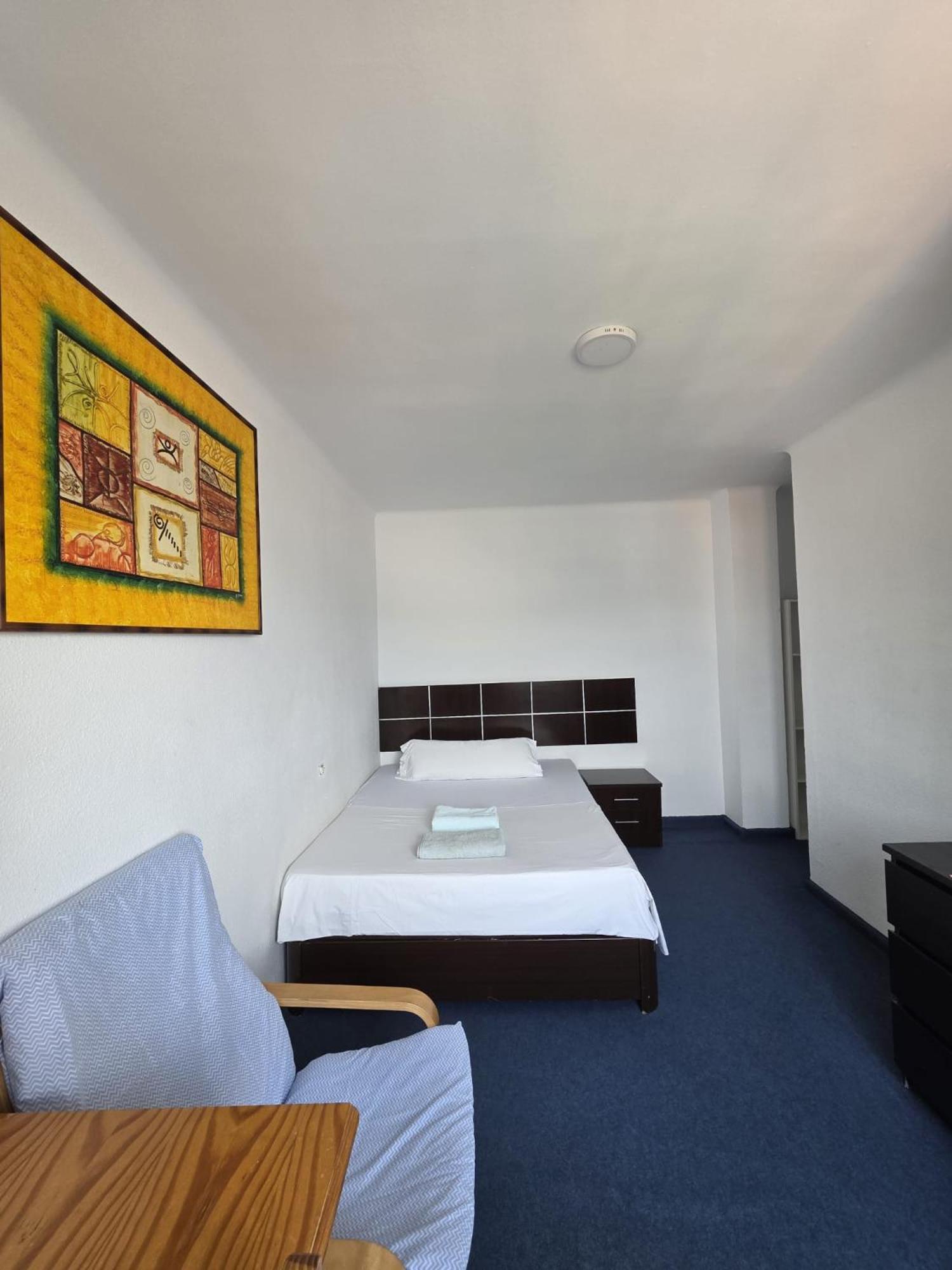 Privada Centro Cerca Tren Maria Zambrano Y Playa Muy Buena Conexion Wifi Habitación en casa particular *