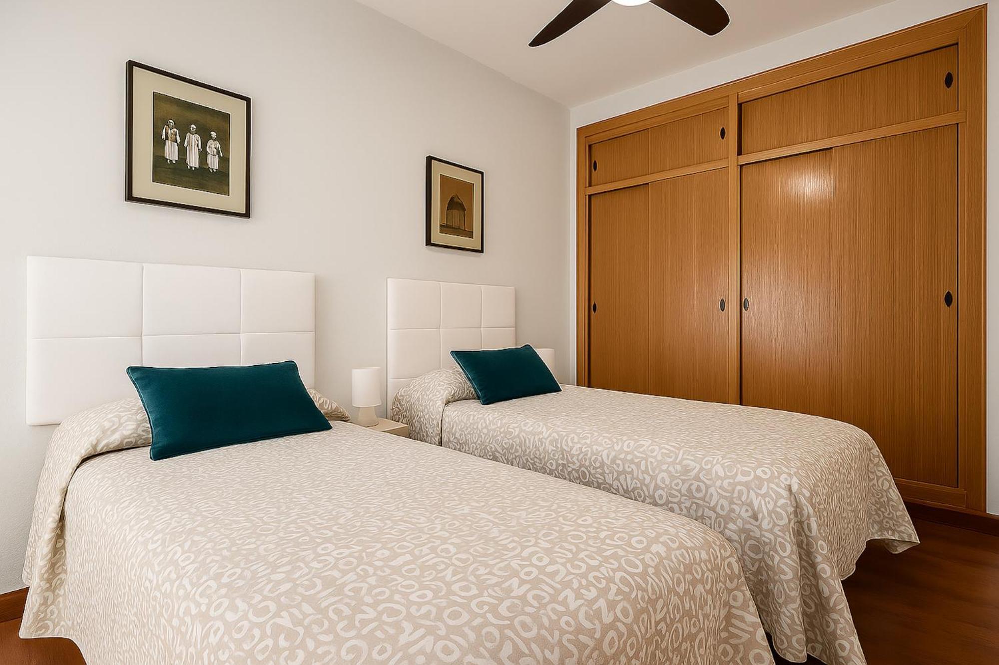 2 Bedrooms Downtown Apartment