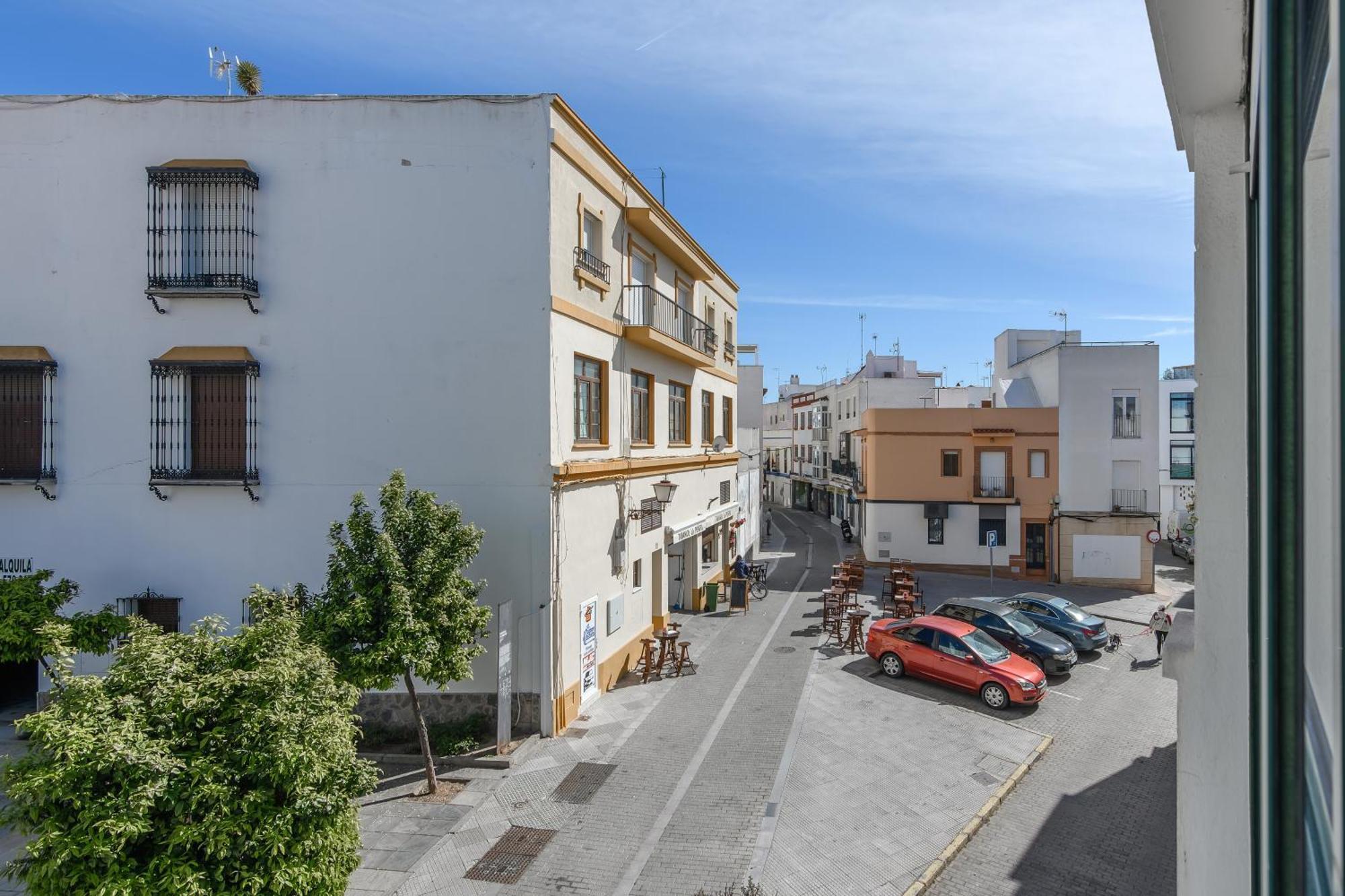 Vinos & Vinilos By H Apartment