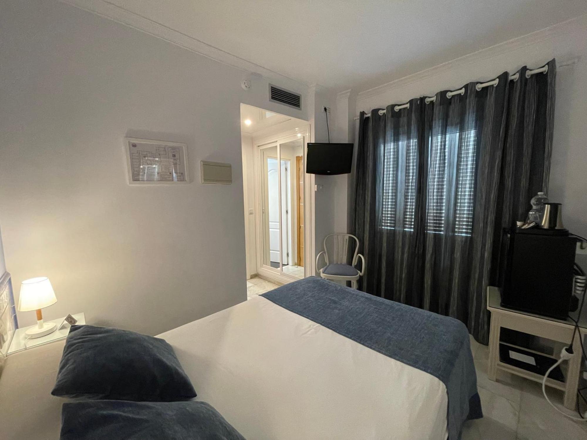 Hotel Plaza Cavana 3*