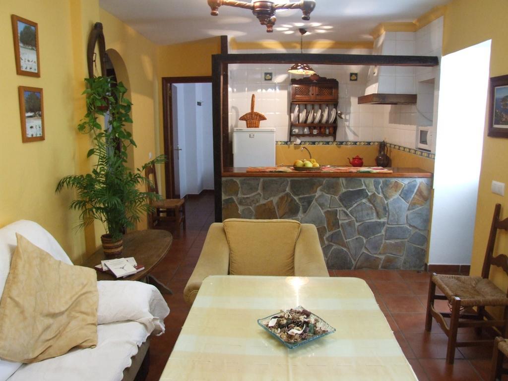 Casa La Rosa P.n. Sierra De Grazalema Country house