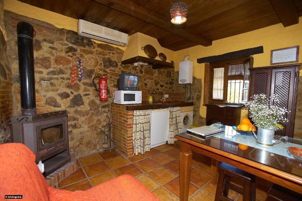 Enrique Calvillo Hotel *