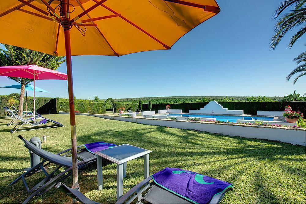 Reservaloen Hacienda Marciagas * Benacazon