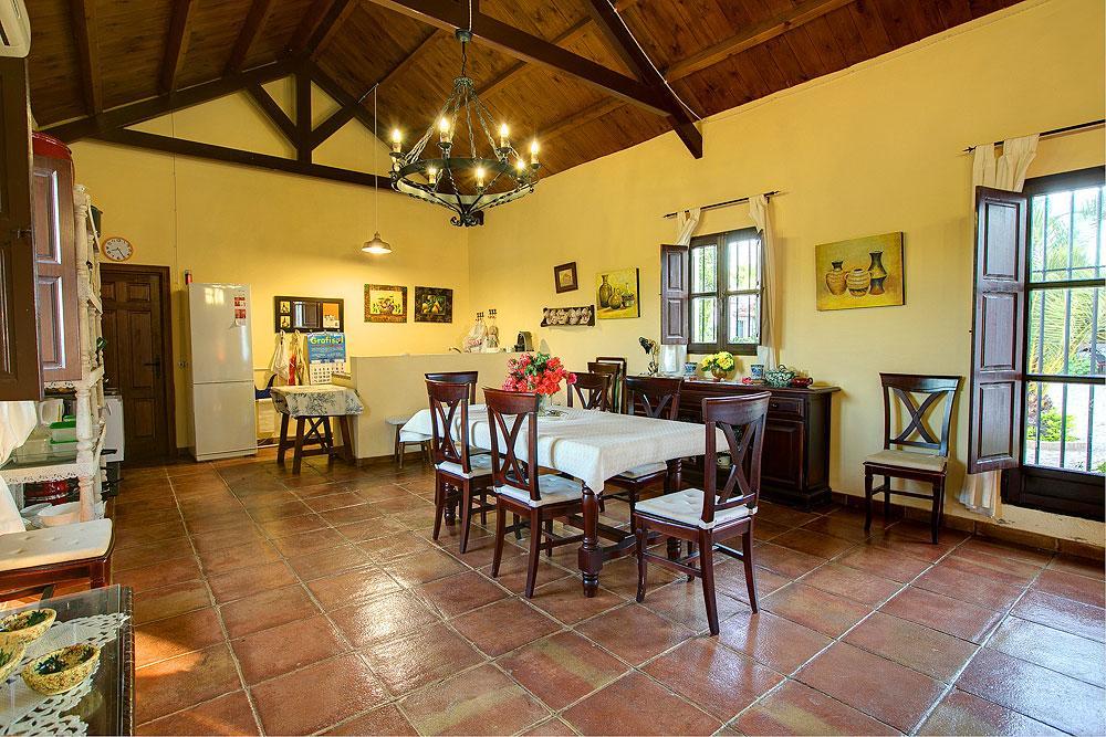 Reservaloen Hacienda Marciagas * Benacazon