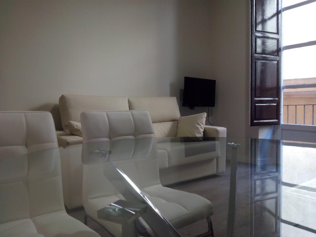 Valentina Deluxe 3000 Apartment *