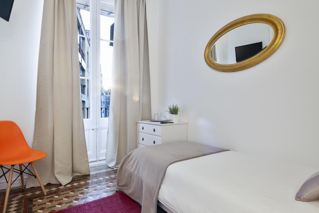 Plaza Catalunya Bed & Breakfast Barcelona