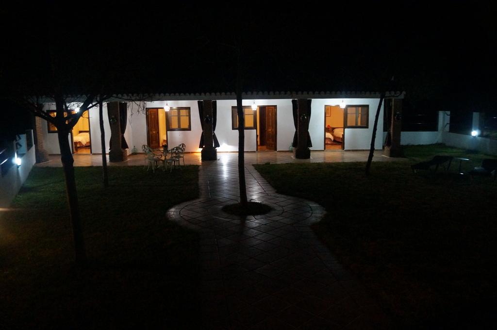 Casa Rural 3. Los Castanuelos Bed & Breakfast *