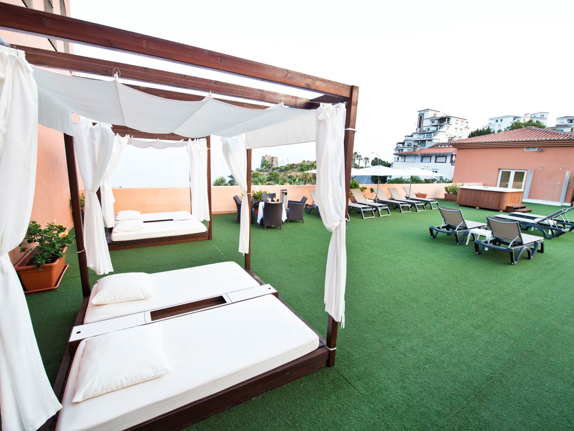 Bahía Tropical Hotel