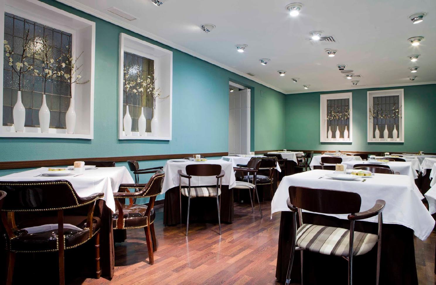 Opera Hotel 4*
