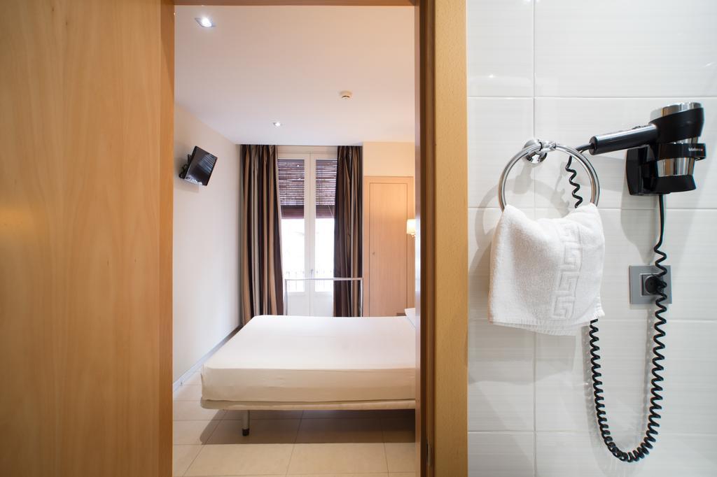 Guest house Flores Ramblas 2*