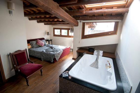 Guest house L'argolla Hotel-pizzeria Santa Coloma De Farners