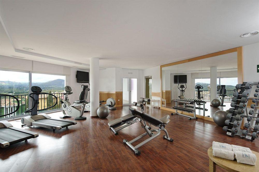 Cordial Golf Aparthotel 4*