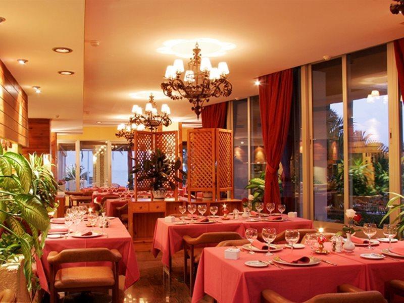 Bajondillo Apartahotel 4*