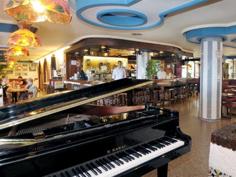 Bajondillo Apartahotel