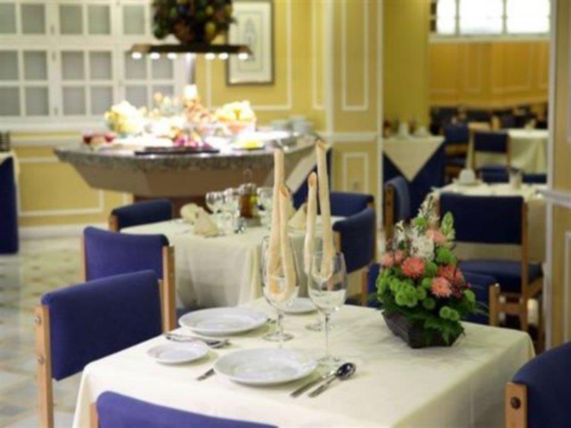 Don Paco Hotel 3*
