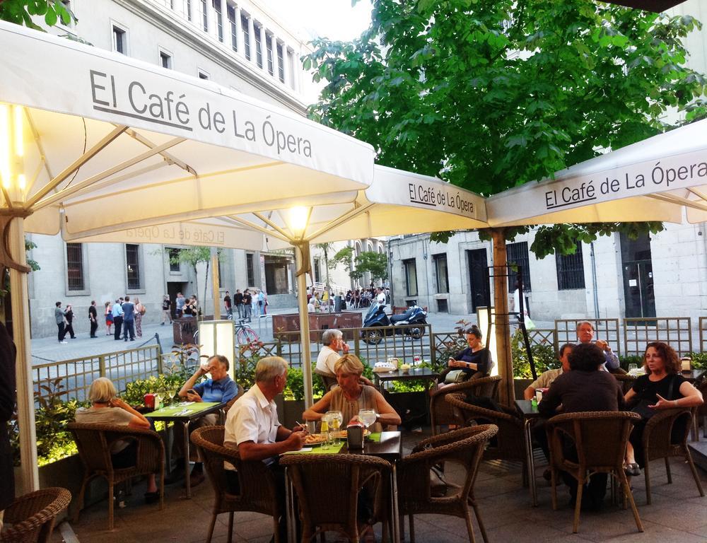 Opera Hotel