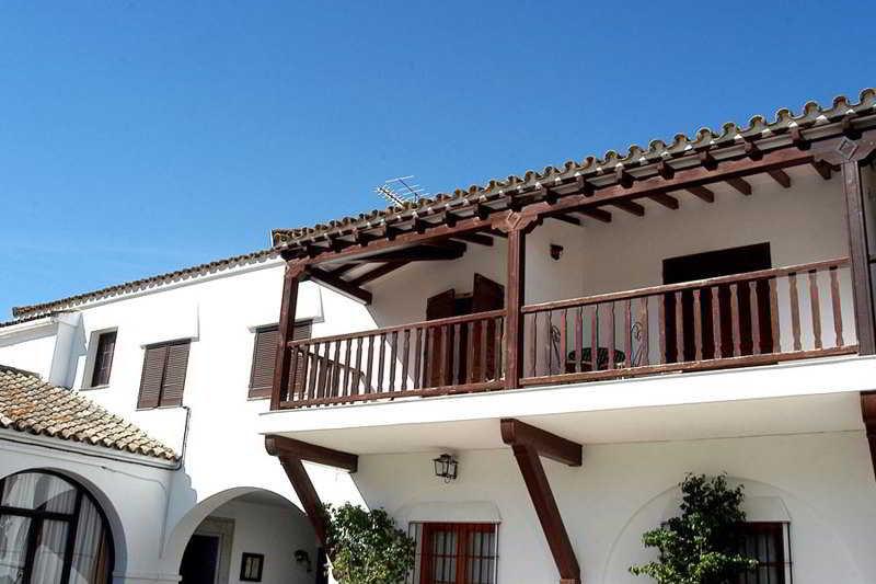 Tugasa Truchas Hotel