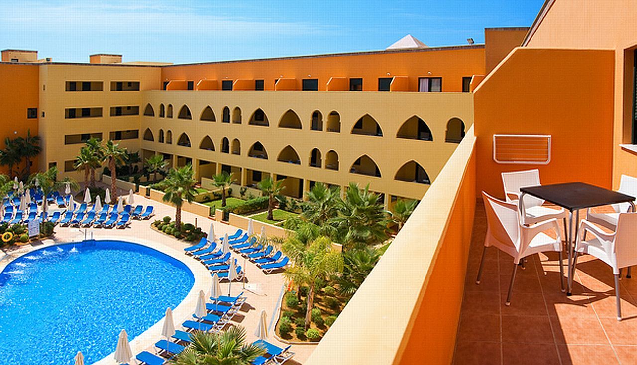 Hotel Apts. Playamarina