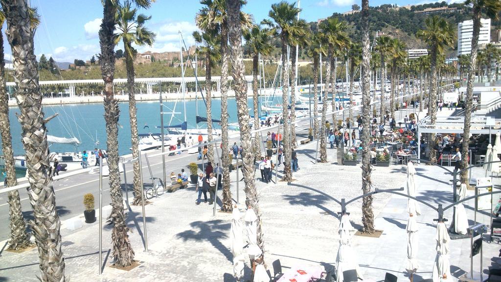 Frente A La Playa Malagueta Arenal, 10 Personas * Málaga