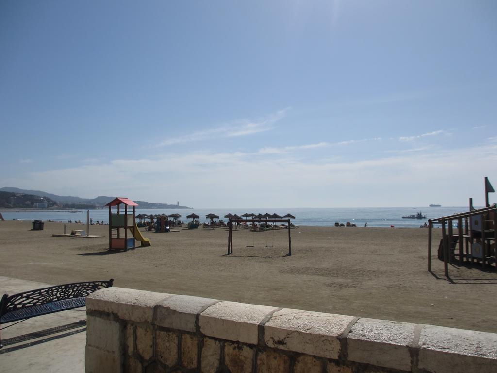 Frente A La Playa Malagueta Arenal, 10 Personas Apartamento