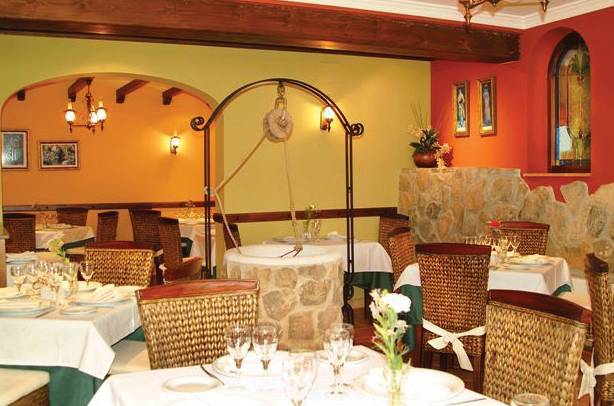 Hotel Huerta De Palomas 4*