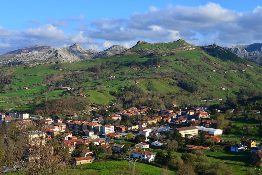 Pensión Bernabales 2*