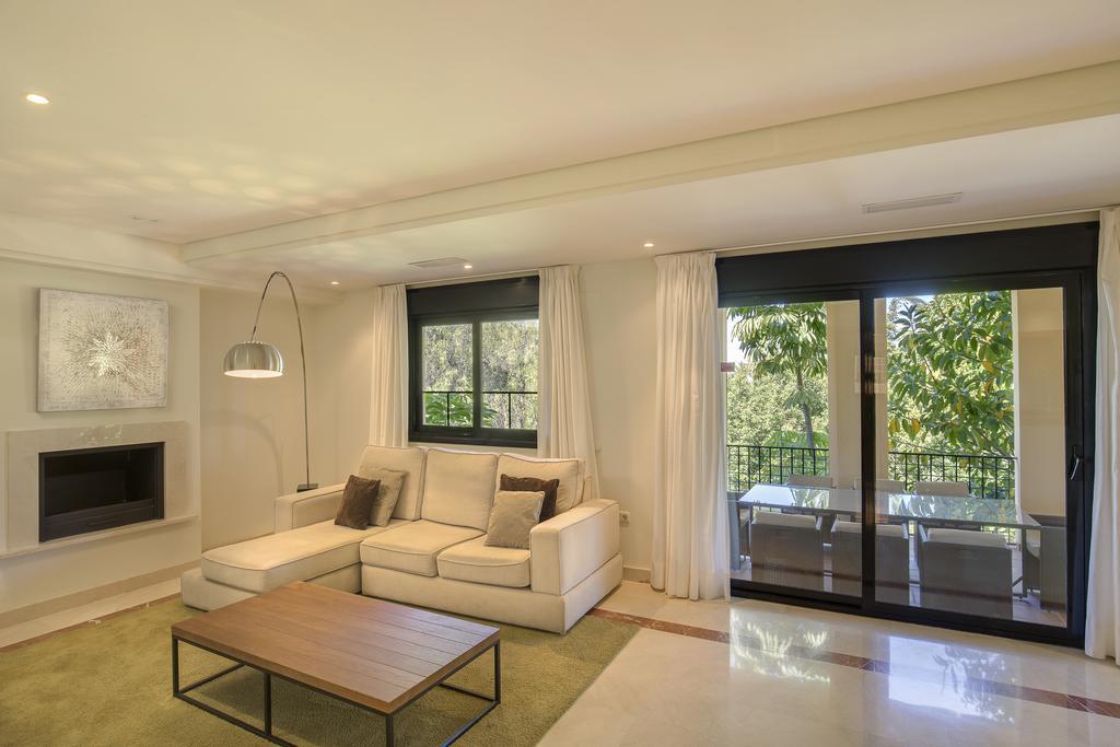 Mimosas Banus Apartment Marbella