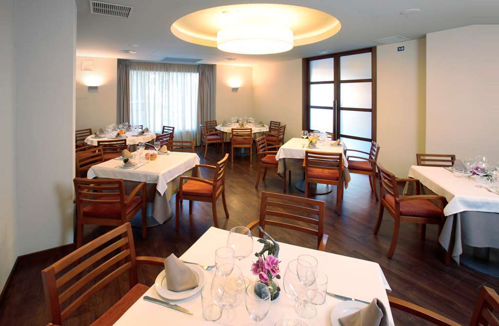 Hotel Port Feria 4*
