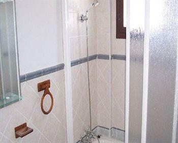 Guest house Venta De Abajo El Castillo de las Guardas