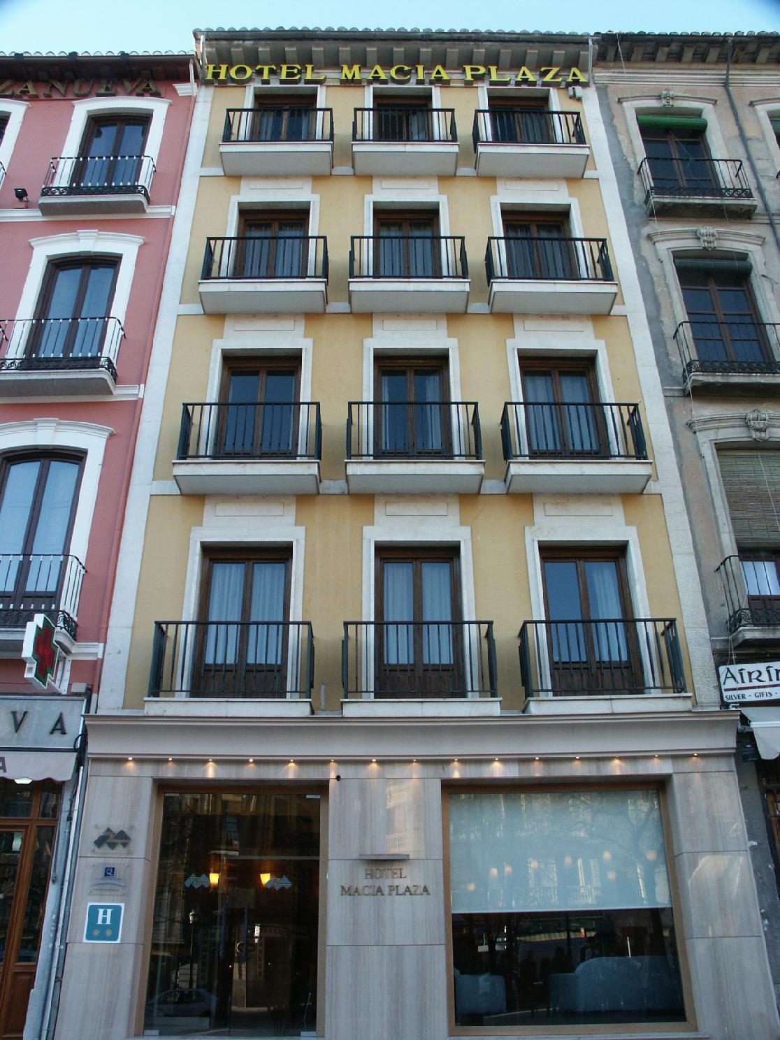 Maciá Plaza 2* Granada