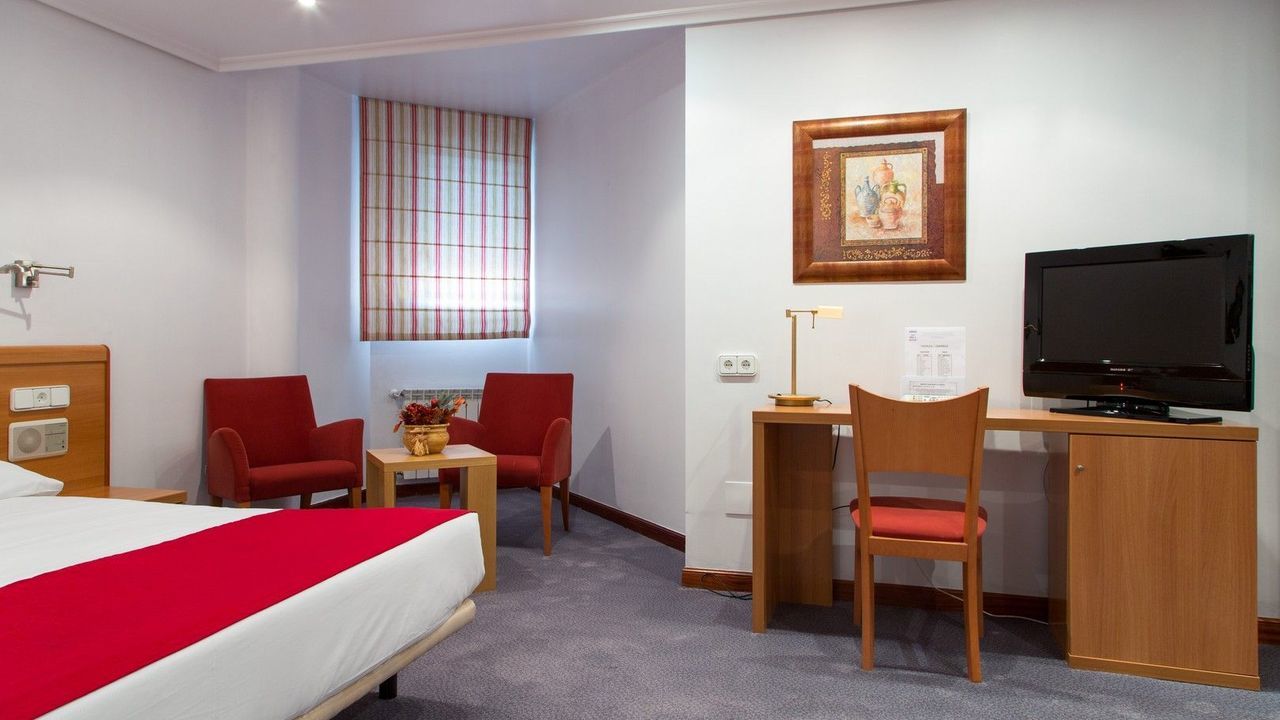 Chateau La Roca Hotel Sancibrián