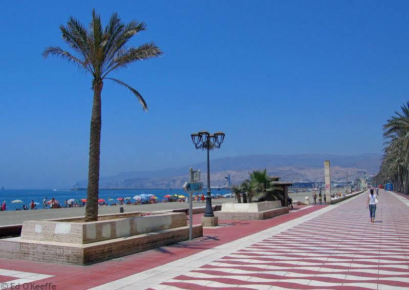 16:9 Playa * Almeria