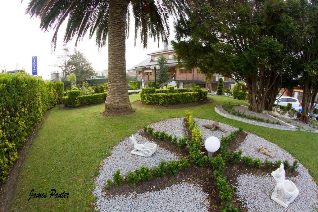 Hotel El Jardin 2*