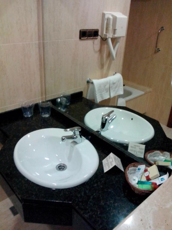 Lozano 3* Antequera