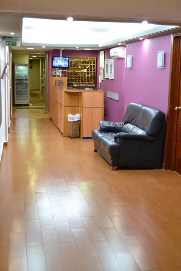 Jentoft Hostal *
