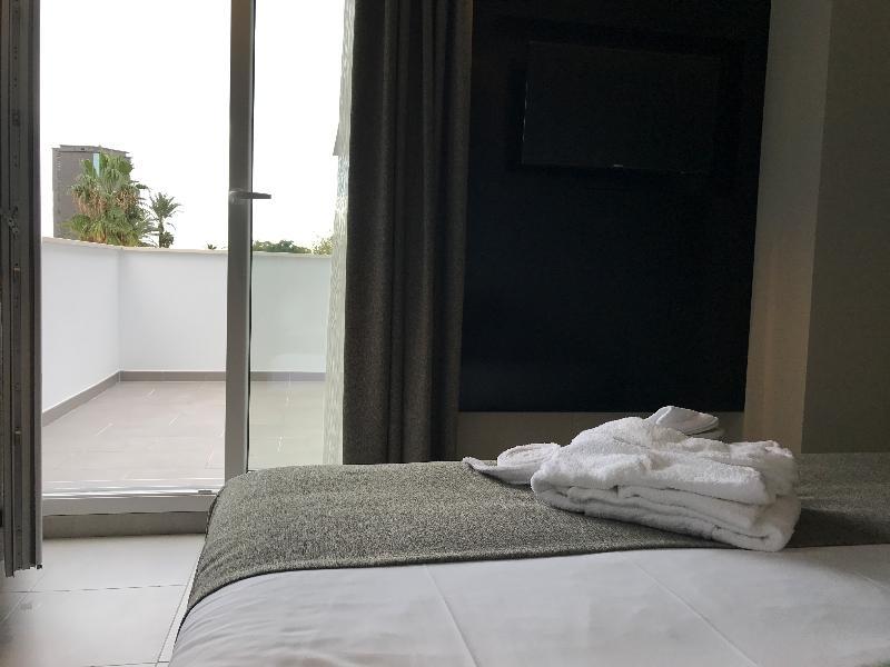 Hotel Costa Del Sol 3*
