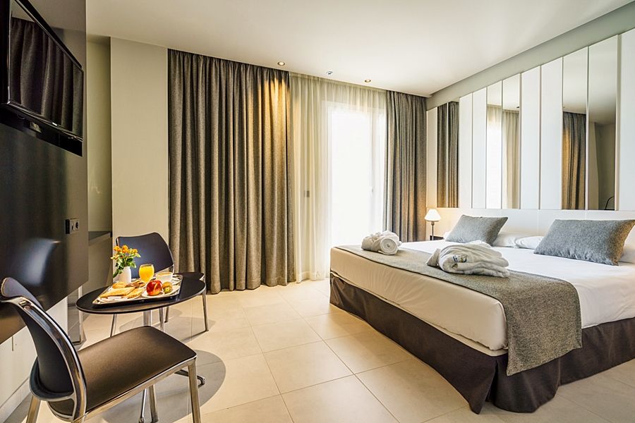 Costa Del Sol Hotel