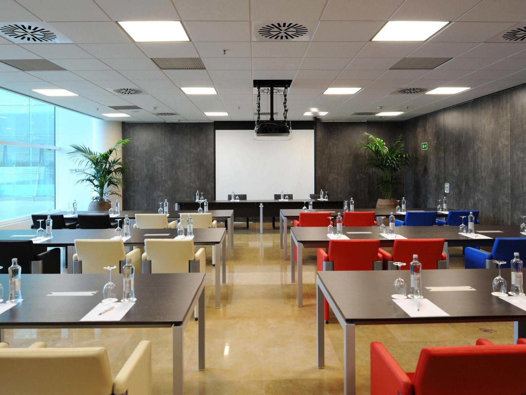 Air Rooms Barcelona Airport By Premium Traveller 4*