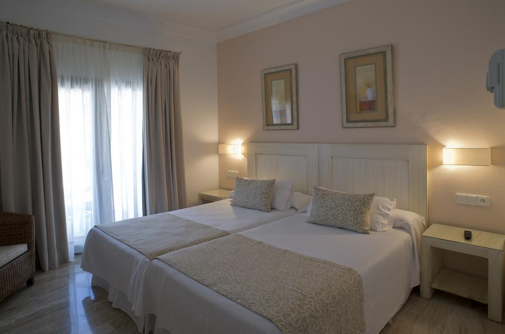 Doña Lola Zahara 4* Zahara de los Atunes