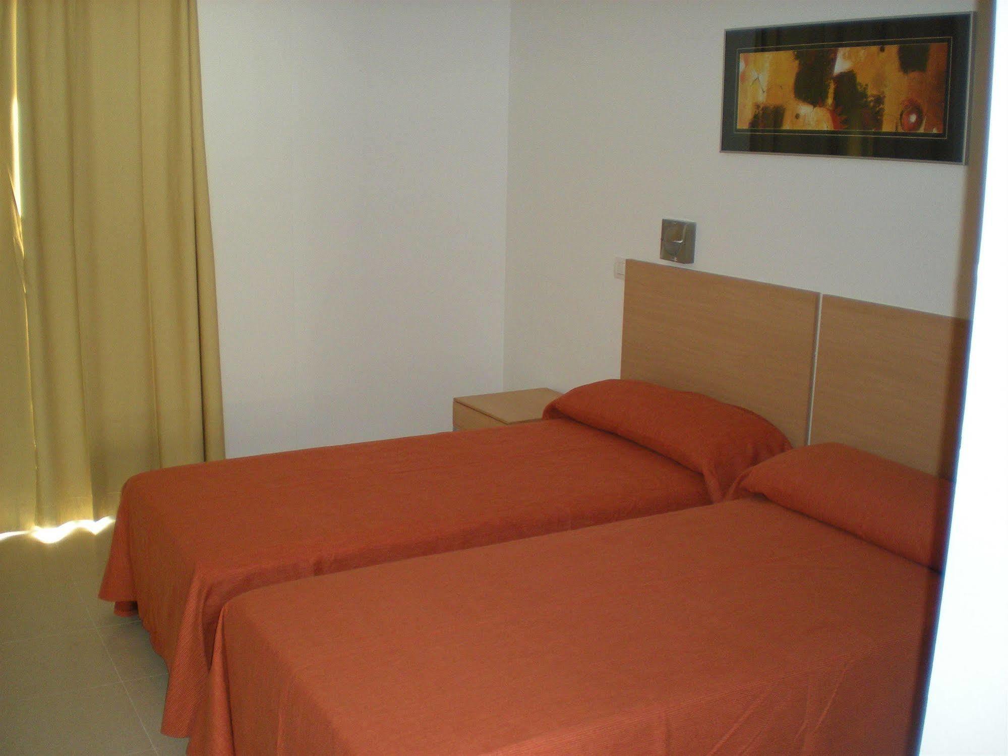 Hotel Torremolinos Inturjoven Youth 2*