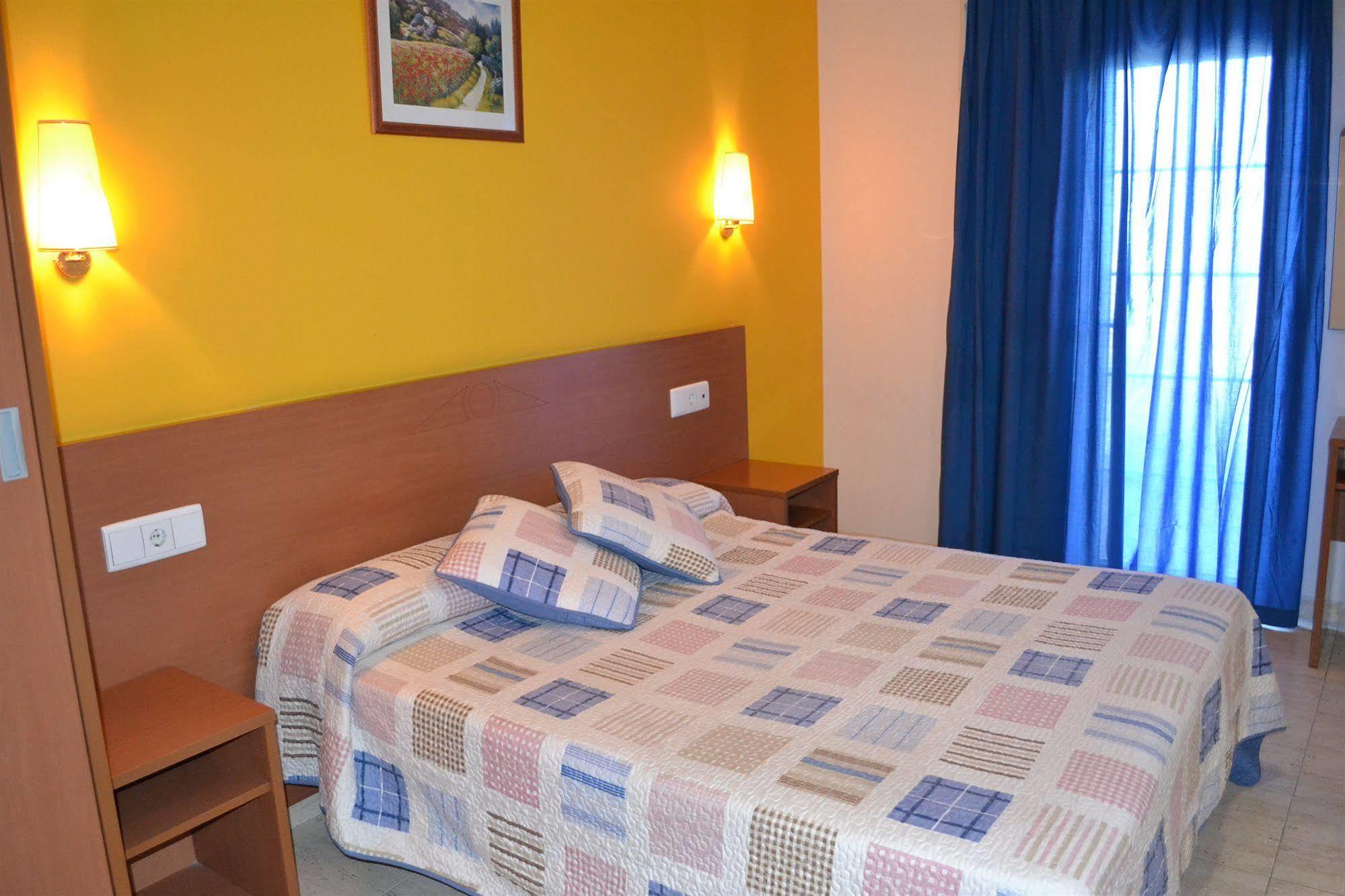 Hotelet Elretiro Hotel